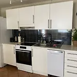 Walo Apartments Tromso - Alfheim 10 Min Walk To City Centre - No Parking
